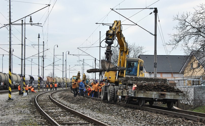 Tradičná výmena železničného podvalu